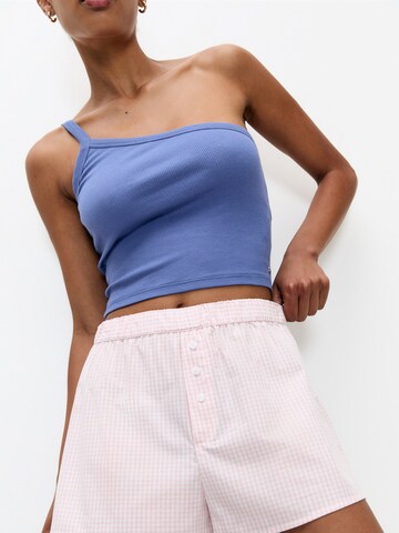 Pull&Bear Regular Shorts in Pink