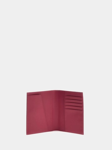 GUESS Case in Red