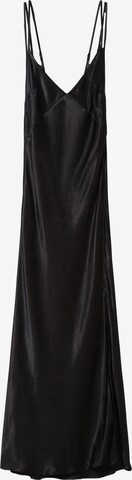 Bershka Kleid in Schwarz: predná strana