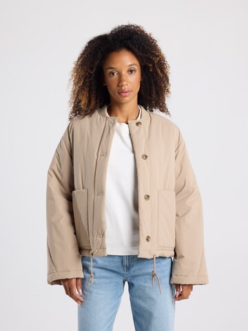 America Today Tussenjas in Beige: voorkant