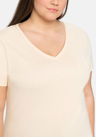 SHEEGO T-Shirt in Beige