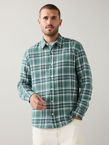 Next Средняя посадка Рубашка 'Signature' в Зеленый: спереди