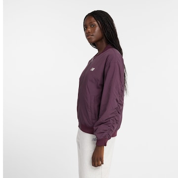 new balance Tussenjas in Lila
