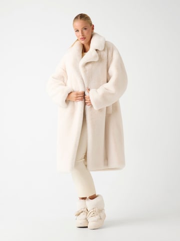 GUESS Mantel in Beige