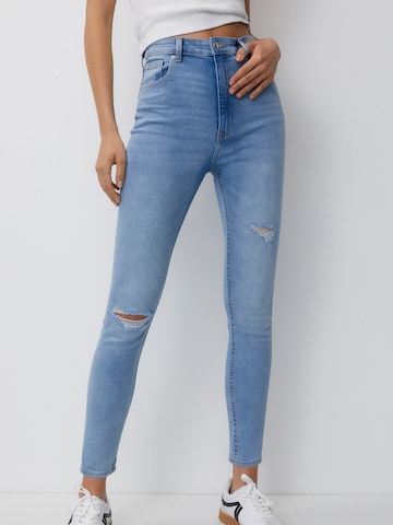 Skinny Jeans de la Pull&Bear pe albastru: față