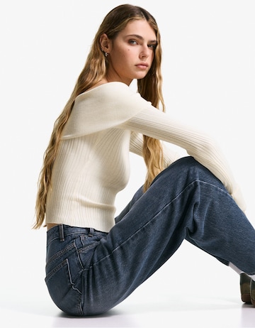 Bershka Neulepaita värissä beige