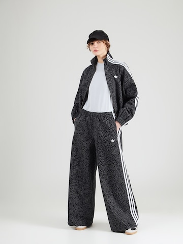 ADIDAS ORIGINALS - Pierna ancha Vaquero 'FBD' en negro