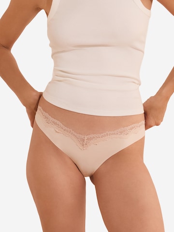 ETAM Panty 'Fara' in Beige