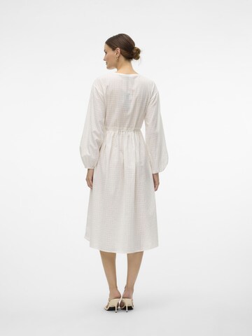 Robe VERO MODA en blanc