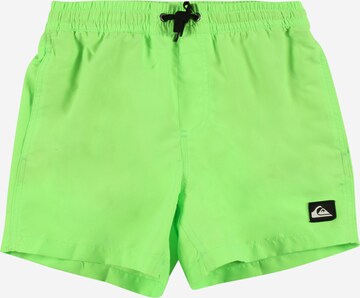 Modă de plajă sport 'EVERYDAY VOLLEY YOUTH 13' de la QUIKSILVER pe verde: față