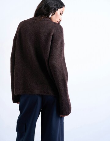 TOPSHOP Свитер 'KILLE' в Коричневый