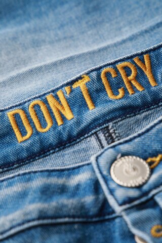 Don't Cry Jeans in 29 in Blue