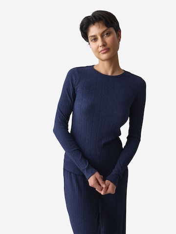 TRIUMPH Shirt ' Red Label Versatile Rib ' in Blue: front