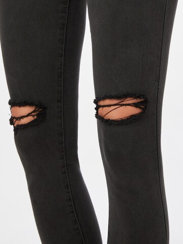 Skinny Jeans de la Cotton On pe negru