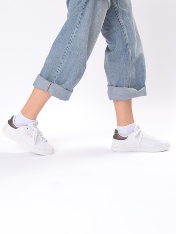 Occulto Ankle Socks 'Alexa' in White