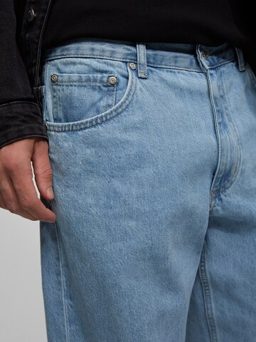 Pull&Bear Loosefit Jeans i blå