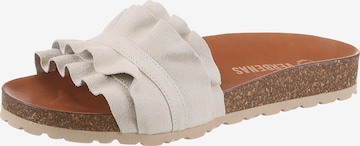 VERBENAS Mules in Beige: front