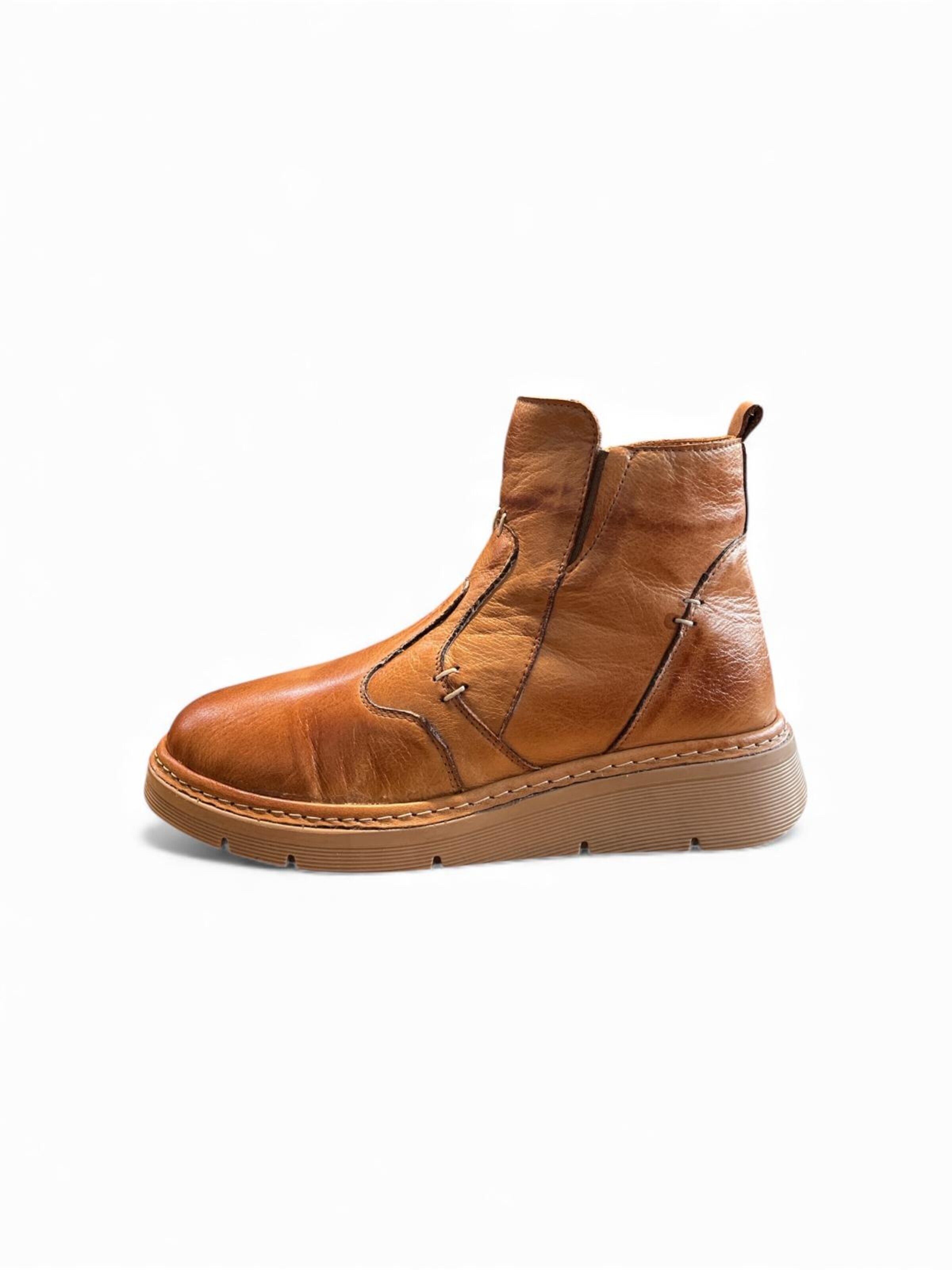 Begoria Boots 'ComfortRise Soft Leather Boot'‌ in Beige: Vorderseite