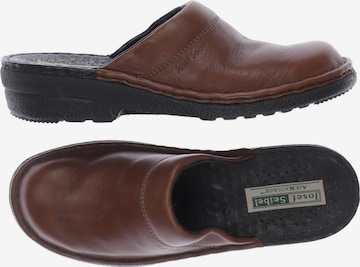 JOSEF SEIBEL Sandals & High-Heeled Sandals in 41 in Brown: front
