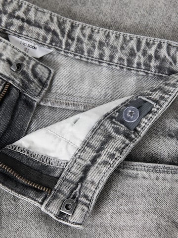 Regular Jean TWO SOON en gris
