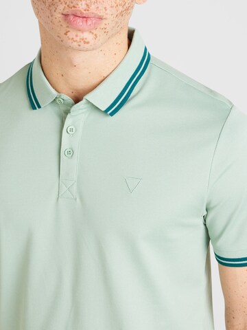 GUESS - Camisa em verde