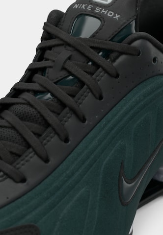 Nike Sportswear Sneakersy niskie 'Shox R4' w kolorze zielony