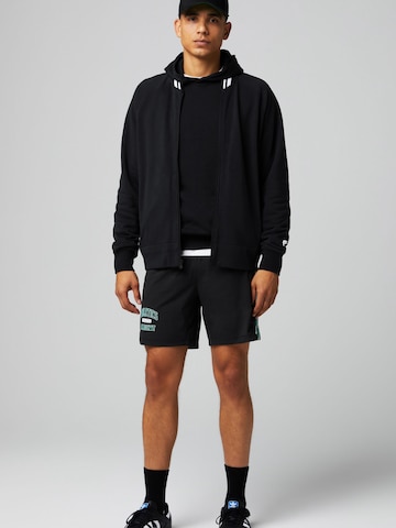 Fabletics Sweatshirt in Schwarz