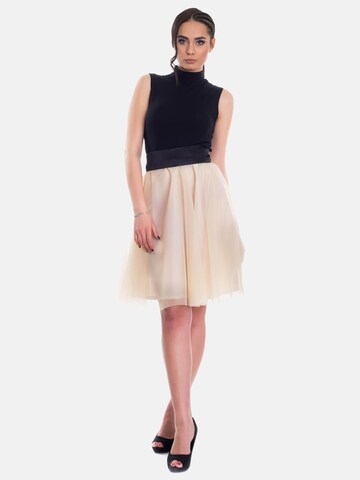 Evoni Top‌ in Schwarz