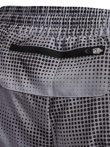 Newline Regular Sports trousers in Black