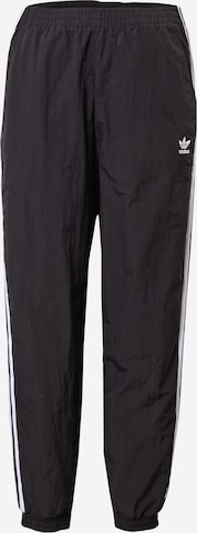 ADIDAS ORIGINALS - Tapered Pantalón en negro: frente