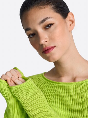 žalia Rich & Royal Megztinis