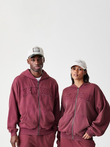 NEW ERA Mikina – červená: přední strana