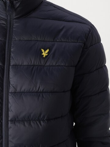 Lyle & Scott Winterjas in Blauw