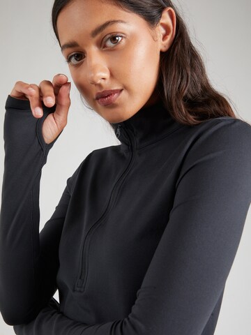 T-shirt fonctionnel 'Reset' Girlfriend Collective en noir