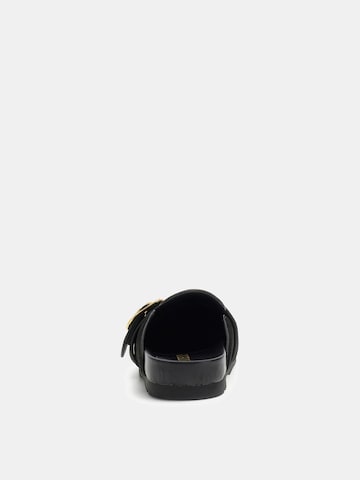 GUESS Mules 'Galavanta' in Black