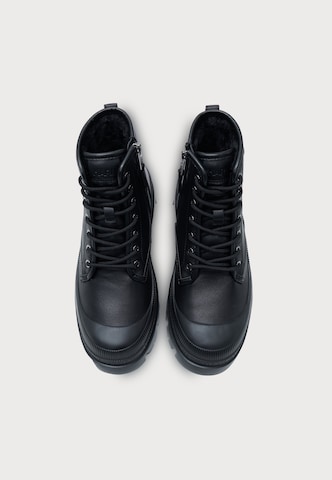 Boots stringati di Karl Lagerfeld in nero