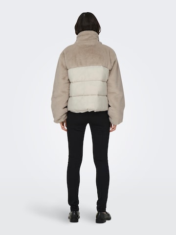 ONLY Jacke 'WANJA' in Beige