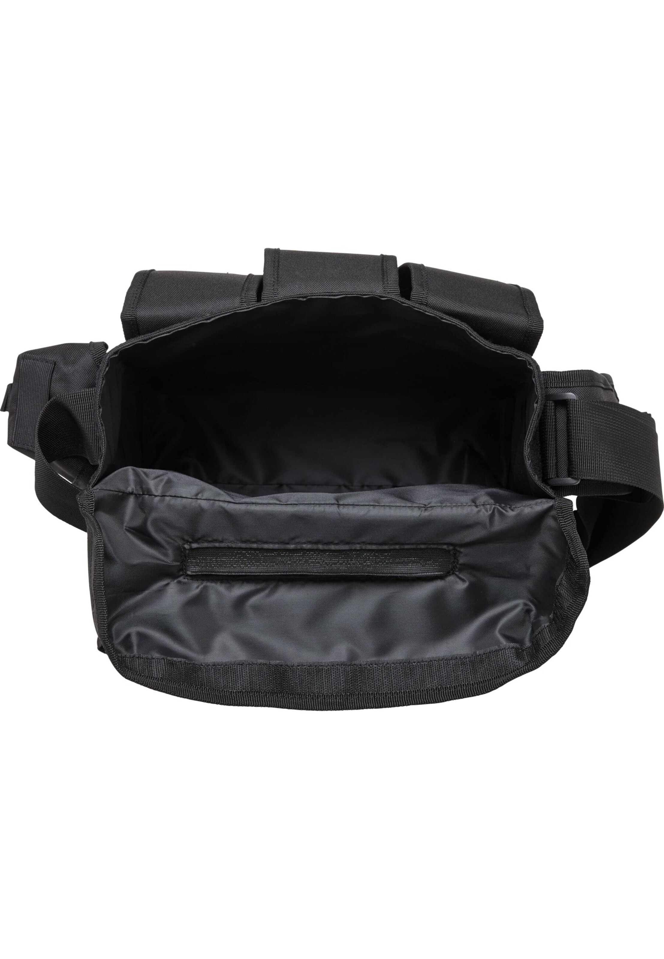 Brandit Travel bag in Black