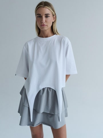 FEMSSY Shirt 'Nela' in Wit