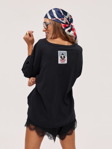 Kamila Šikl Shirt in Black