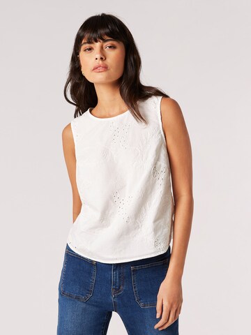 Apricot Bluse in Weiß: Vorderseite