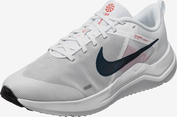 Scarpa da corsa 'Downshifter 12' di NIKE in bianco: frontale