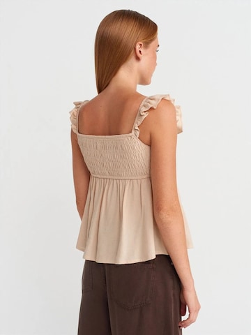 Haut Dilvin en beige