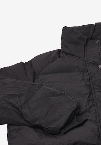 MYMO Between-season jacket in Black