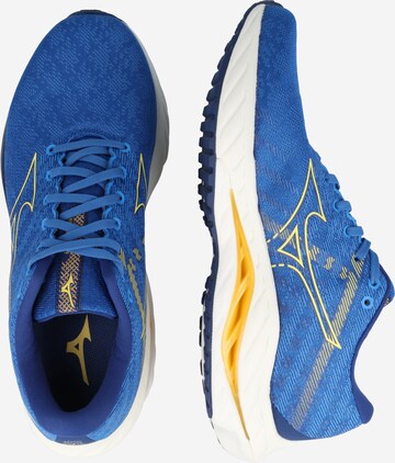 Chaussure de course 'WAVE INSPIRE 19' MIZUNO en bleu