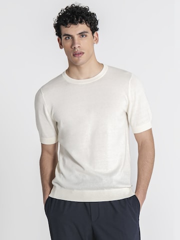T-Shirt Gianni Kavanagh en blanc : devant