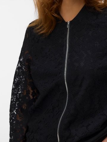 VERO MODA Kurtka przejściowa 'VMHONEY' w kolorze czarny