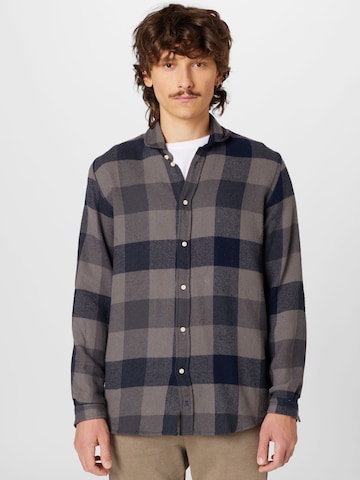 Scalpers - Ajuste regular Camisa 'Bethel Club' en gris: frente