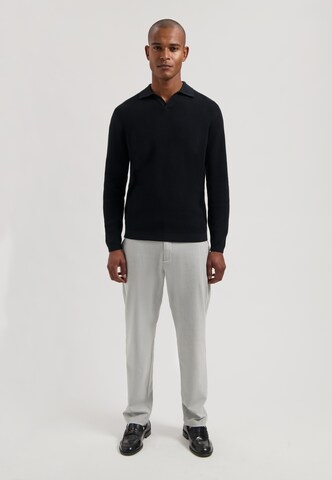 Dstrezzed Tričko 'Kostas' – černá