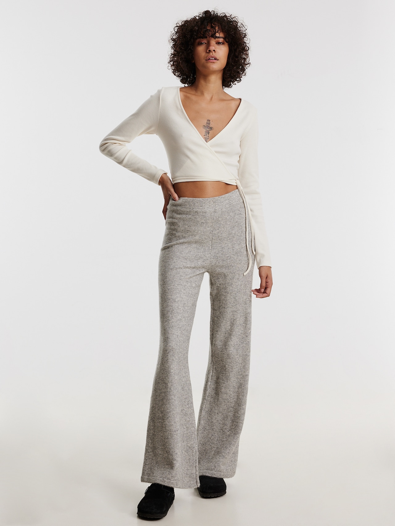 EDITED Produkte Shirt 'Theodora' beige